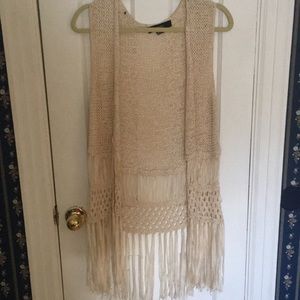 Sleeveless cardigan